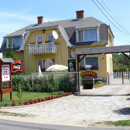 Haus Liberty Hotel Balatonlelle Eksteriør billede